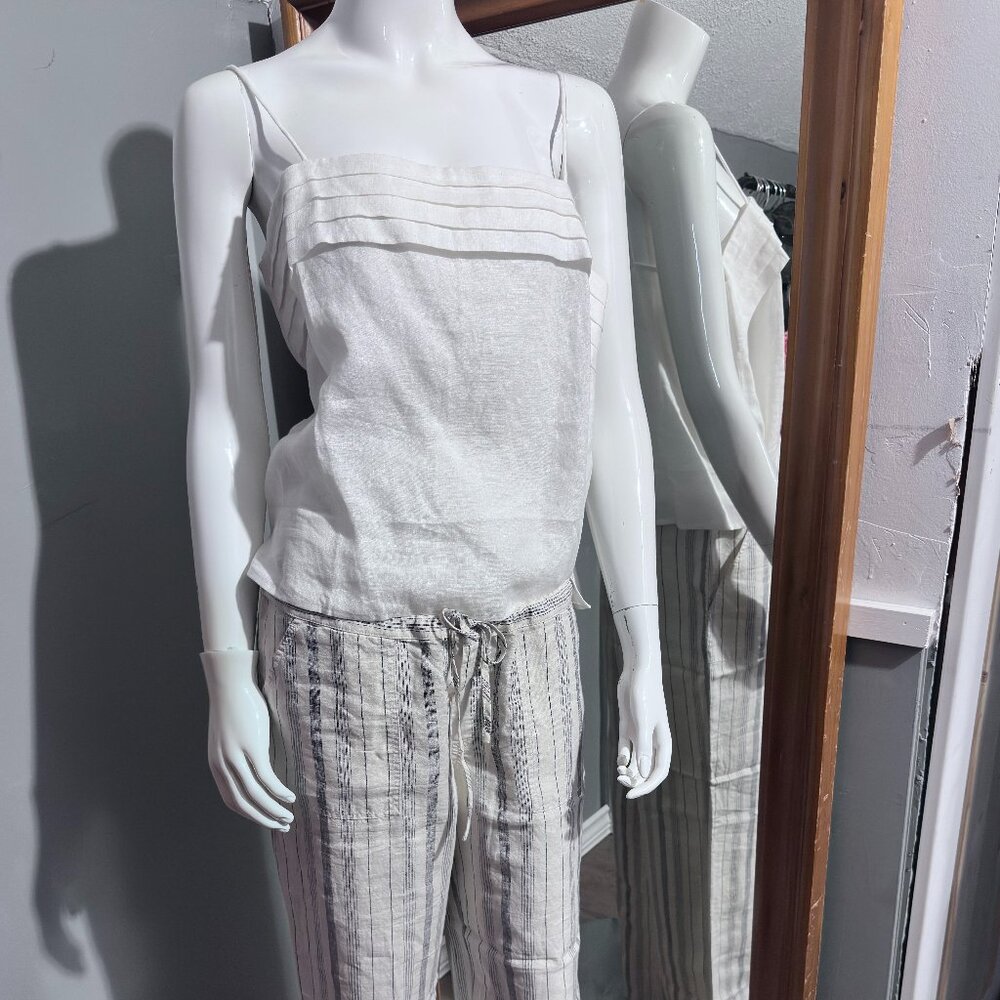 VIVID Linen Cami Top White Size Small Pleated Front
